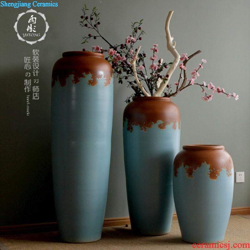 New Chinese style of Europe type red ceramic vase furnishing articles sitting room Porch rich ancient frame handicraft and practical wedding gift