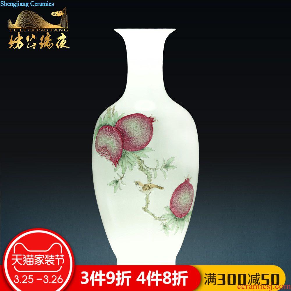 Jingdezhen ceramics hand-painted blue and white porcelain vase flower arranging akiyama agile Chinese style household act the role ofing is tasted new home decoration