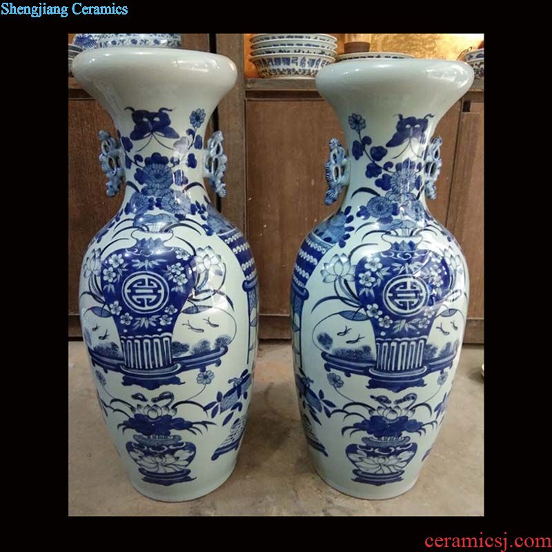 Qianlong official kiln enamel zodiac ears zun hand-painted porcelain enamel contracted zodiac vase