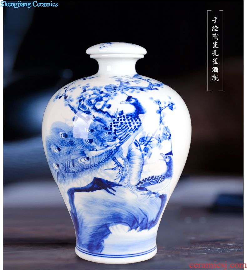 Jingdezhen blue and white porcelain hand-painted bottle is empty wine bottles of household 2 jins of general bubble bottles sealed cans bottles