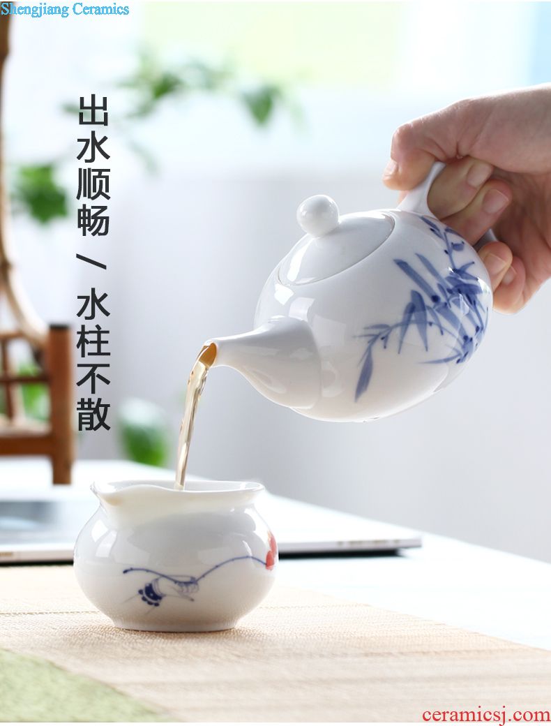 Drink to sweet white glazed porcelain tureen jade jingdezhen porcelain cups thin foetus tea three bowl of ceramic kung fu tea set
