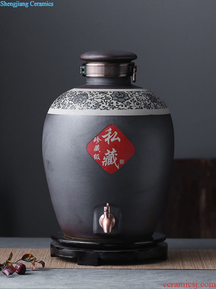 Jingdezhen ceramic tank household kitchen large cylinder barrel can of fish pickles pickled meat tank old courtyard