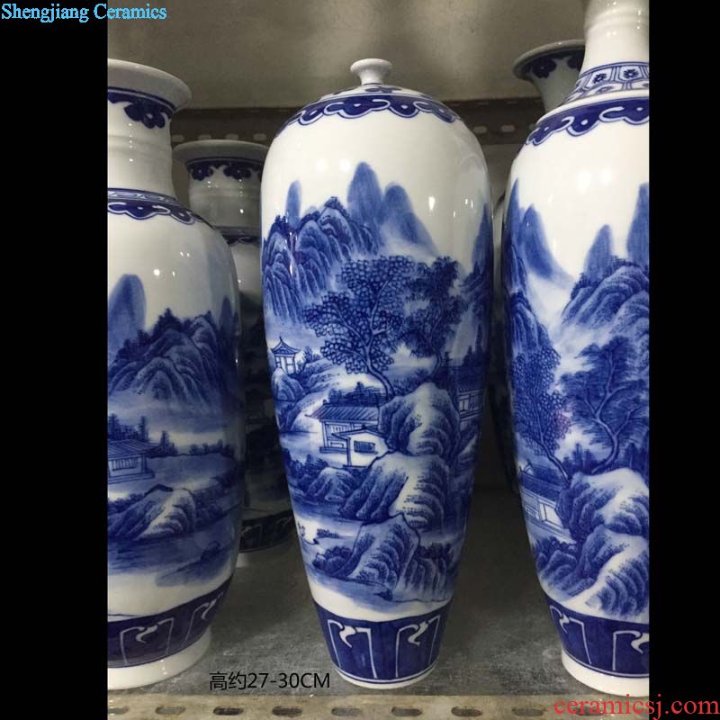 Jingdezhen hand-painted famille rose flower display mesa golden vase high-grade prosperous modern pastel vase vase