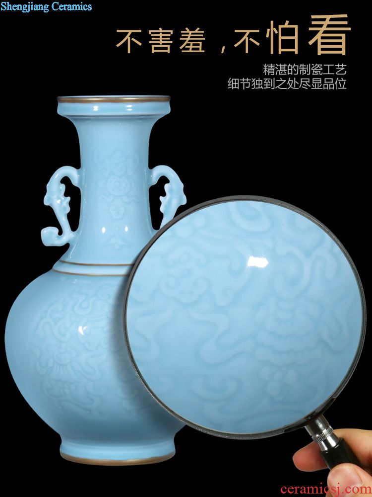 Jingdezhen ceramics galloping brush pot furnishing articles creative study of Chinese style household office decoration decoration