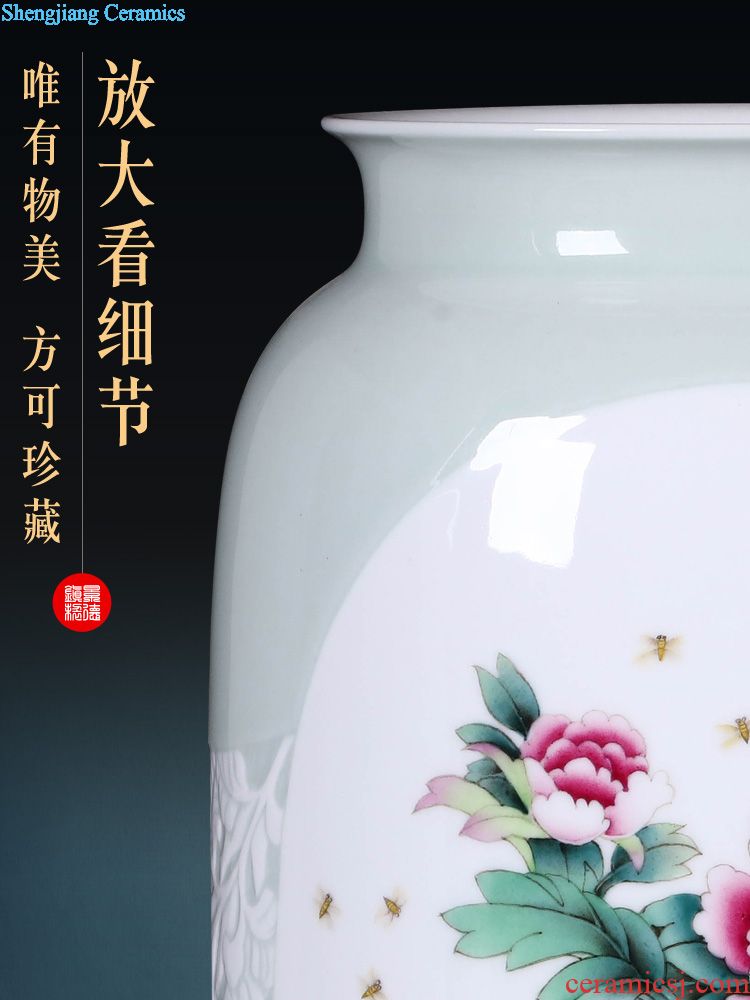 Jingdezhen ceramics furnishing articles hand-painted fragrant lotus vase sitting room porch TV ark of Chinese style household adornment ornament