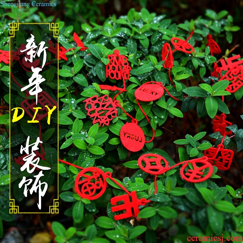 New Year Spring Festival red lanterns hang act the role of outdoor advertising new mall hotel of lanterns decorate the balcony