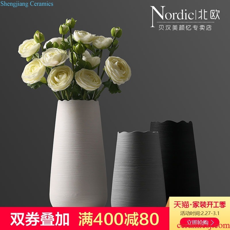 Vase furnishing articles flower arranging contracted sitting room small and pure and fresh household ceramic vase desktop Nordic flower vase decoration