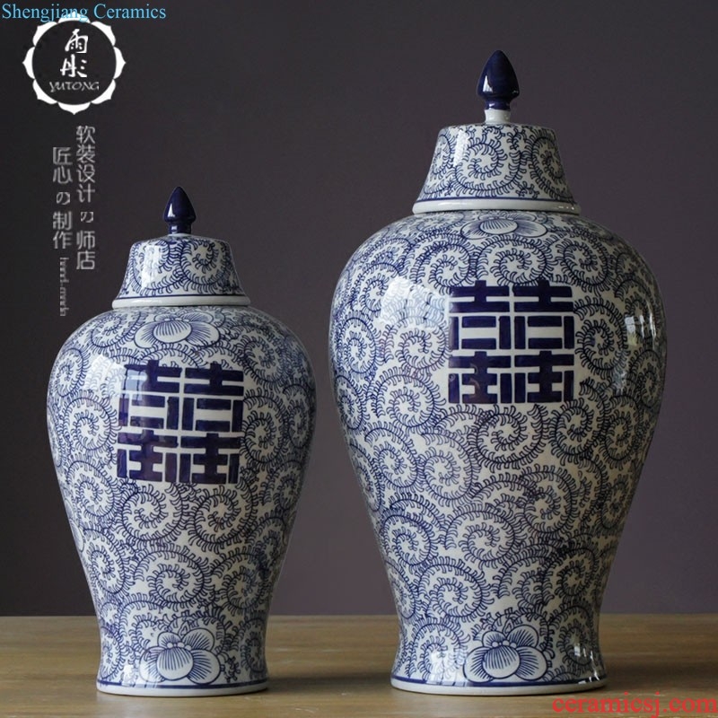 Rain tong home |/blue and white porcelain is the plum flower drum marriage room multi-functional furnishing articles furnishing articles ornaments of jingdezhen ceramics