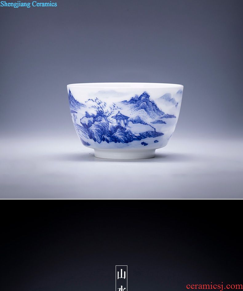 The big blue and white landscape, poly teacups hand-painted ceramic kung fu masters cup sample tea cup all hand of jingdezhen tea service