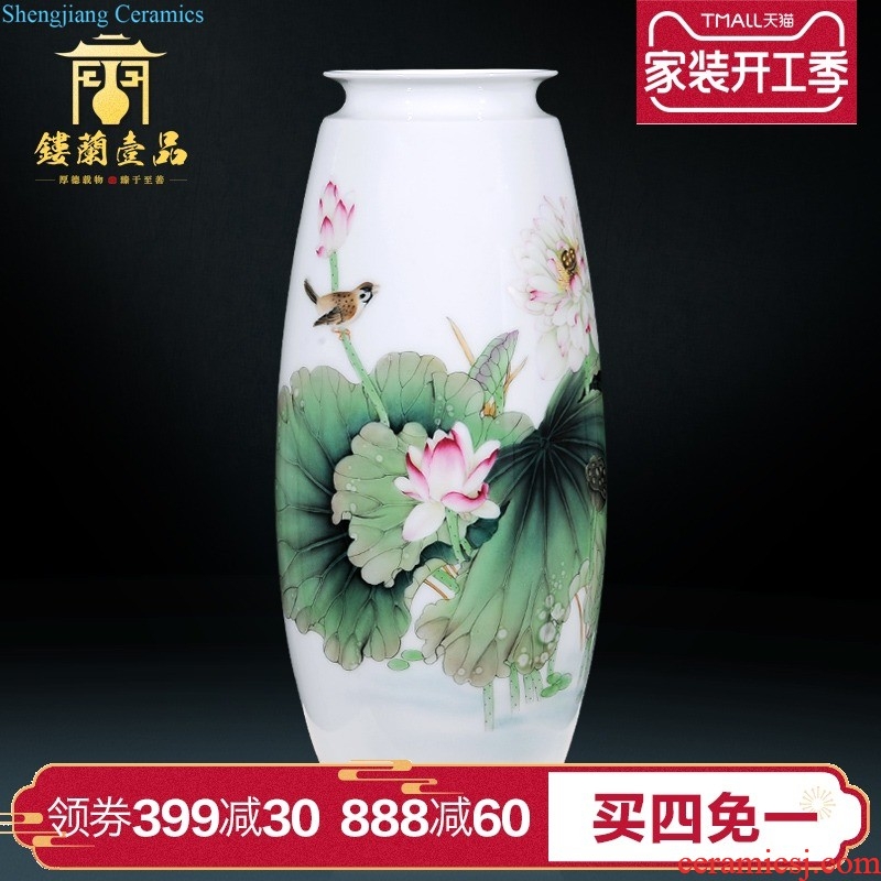 Jingdezhen blue and white vase painting of flowers and big Chinese pottery and porcelain imitation qing qianlong sitting room bedroom home furnishing articles