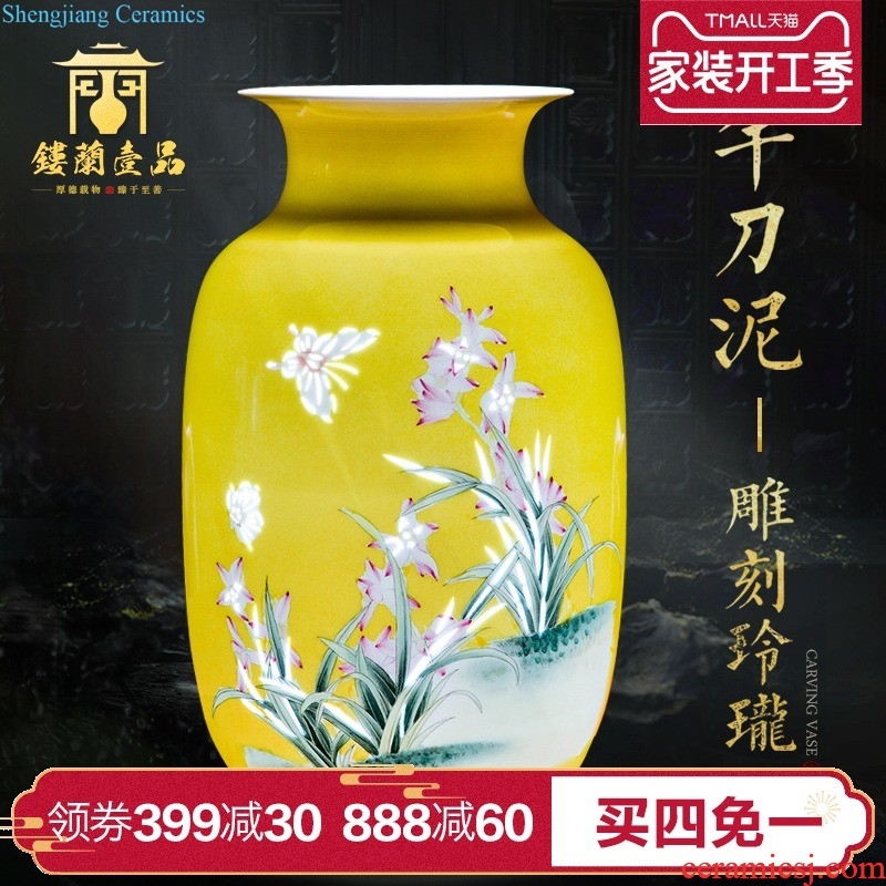 Jingdezhen ceramic Chinese hand-painted thin foetus flower vase furnishing articles of modern household bedroom living room TV ark furnishing articles