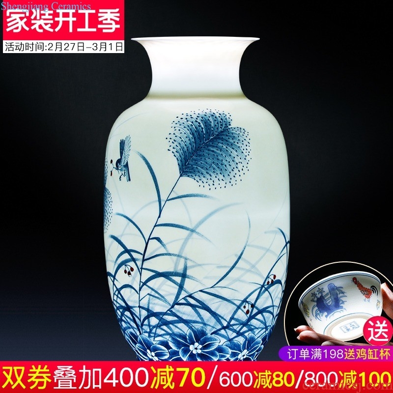 Jingdezhen ceramics hand-painted gift porcelain vase furnishing articles new Chinese style living room TV ark home flower adornment