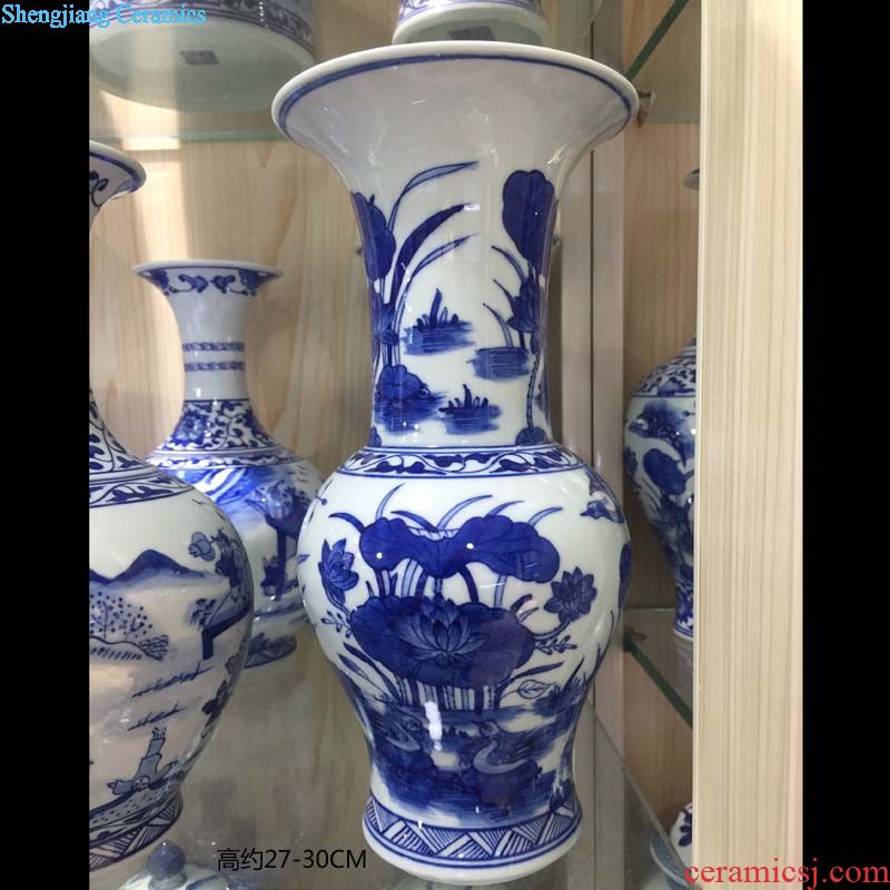 Jingdezhen hand-painted famille rose flower display mesa golden vase high-grade prosperous modern pastel vase vase