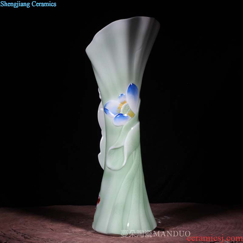 Jingdezhen xiantao bats mei bottle gourd porcelain porcelain vase elegant antique porcelain vase