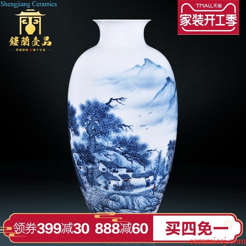 Jingdezhen ceramics Blue and white plum flower general imitation qing qianlong cans Chinese style living room decorative home furnishing articles collection