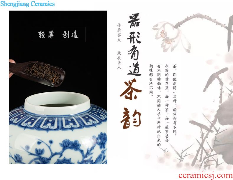 Jingdezhen porcelain brush pot restoring ancient ways is teachers' day gift pen container to send the teacher a housewarming gift opened the gift shop