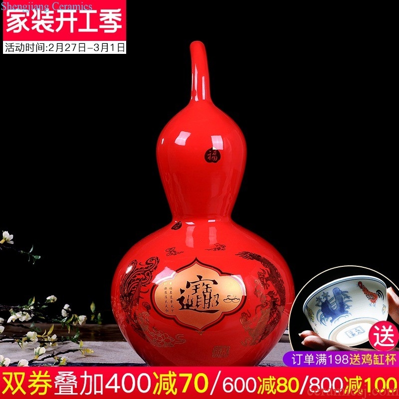 On New Year's day festival decorative red lanterns Chinese dream flannelette lanterns waterproof outdoor balcony large lanterns hung at the gate