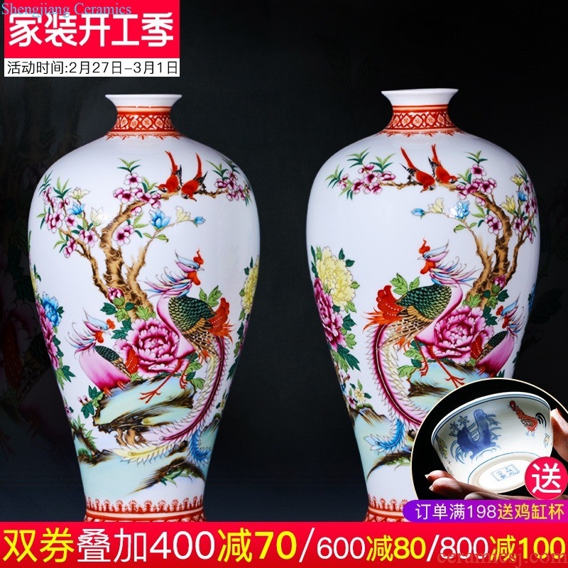 Jingdezhen ceramic vase furnishing articles hand-painted creative retro blue and white porcelain porcelain of sitting room home furnishing articles