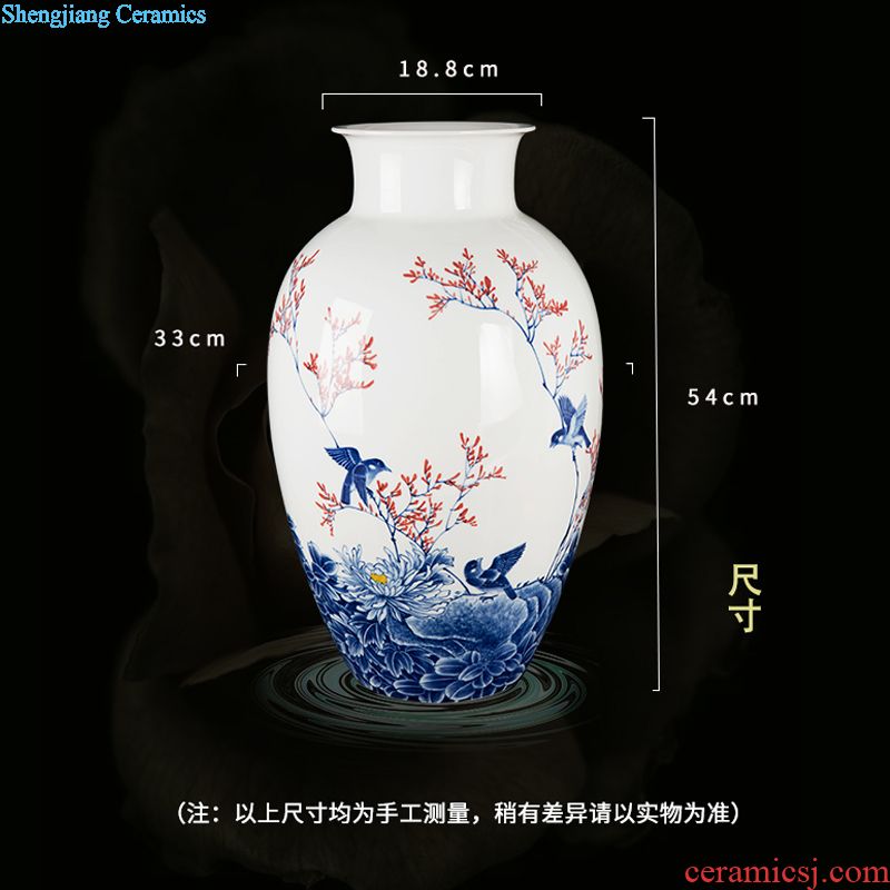 Jingdezhen ceramic new Chinese general canned adorn article place to live in the sitting room of blue and white porcelain vase decoration in China