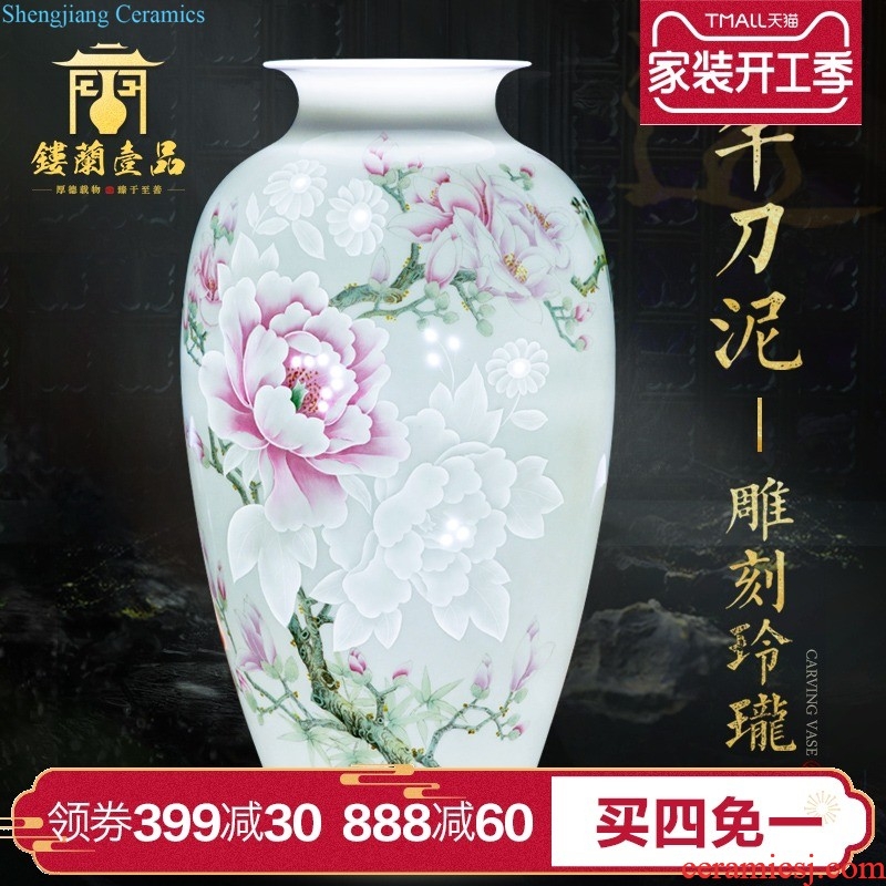 Jingdezhen ceramics hand-painted pastel flower arrangement of large vases, modern new Chinese style household sitting room adornment is placed