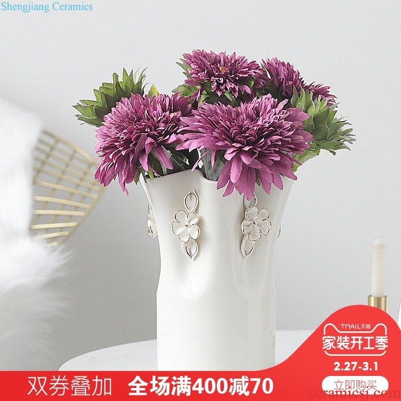 Creative Japanese vase Nordic decorative furnishing articles contemporary and contracted black and white ceramic dry flower vase sitting room porch flower arrangement