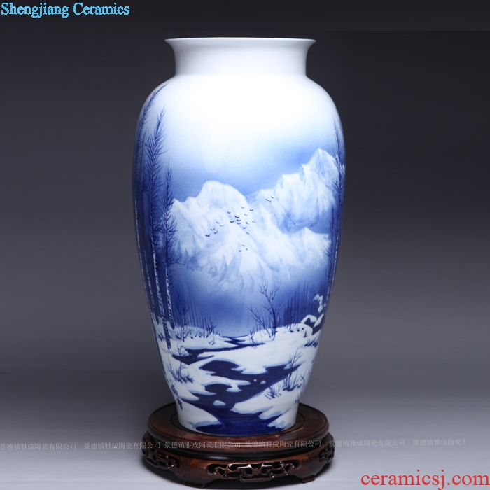 Jingdezhen ceramic hollow vase modern furnishing articles vase ou type TV ark creative porch decoration of Chinese style