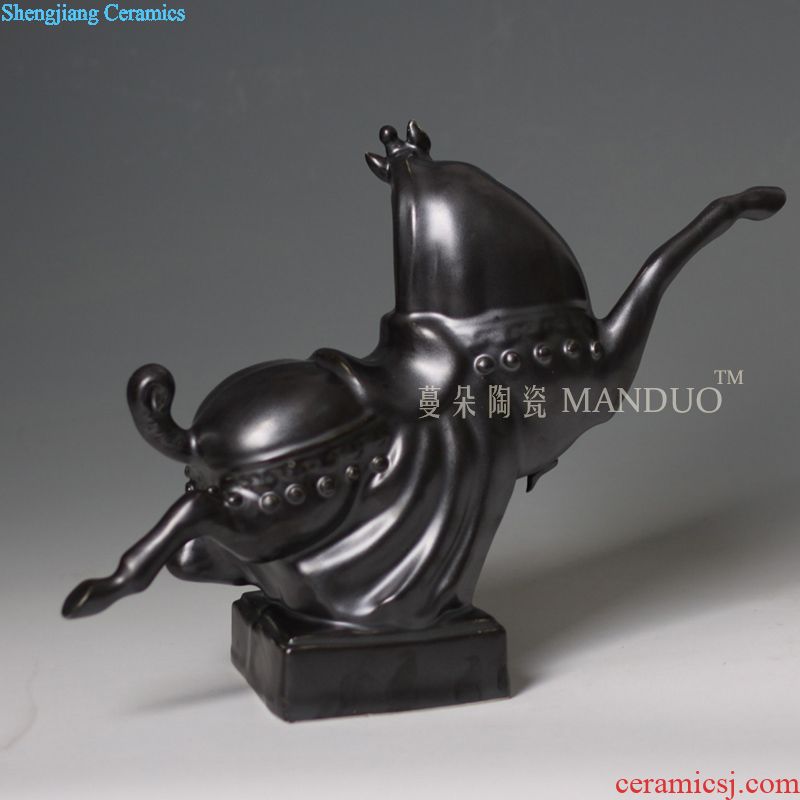 Jingdezhen ceramic porcelain chang e sculpture porcelain bottle furnishing articles the goddess of the moon on rabbit sculpture