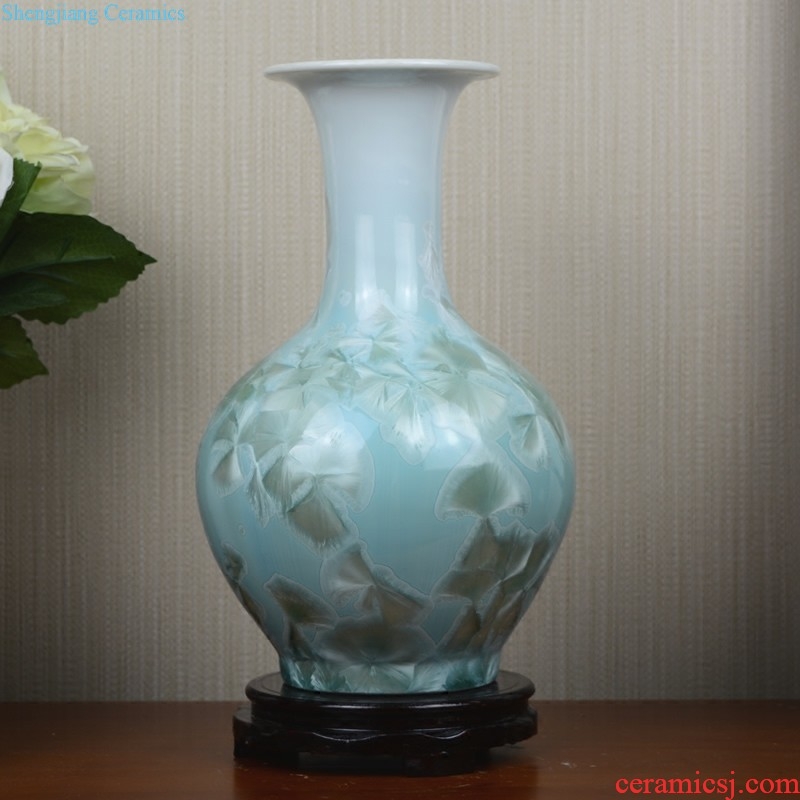 Jingdezhen ceramics Hollow out of blue and white porcelain vase restoring ancient ways The sitting room creative Chinese style household adornment furnishing articles