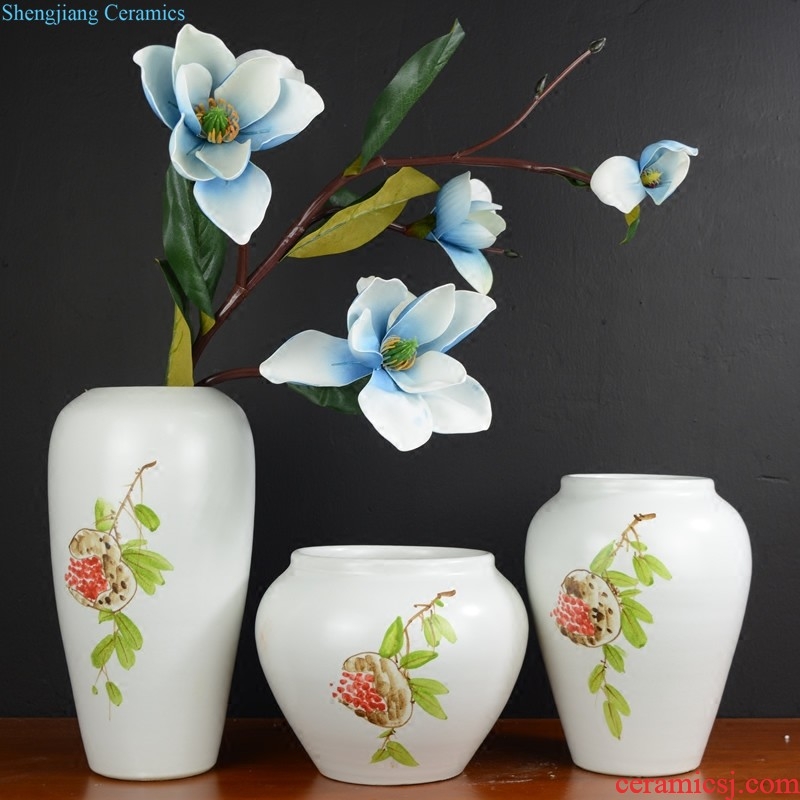 Jingdezhen ceramics creative hand-painted cheongsam blue and white porcelain vases, small wine sitting room adornment handicraft furnishing articles