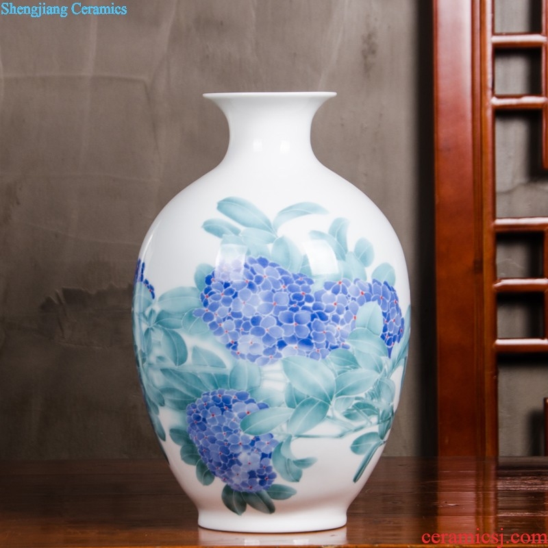 Blue and white porcelain of jingdezhen ceramics manual sculpture dragon vase of large sitting room adornment is placed hotel opening gifts