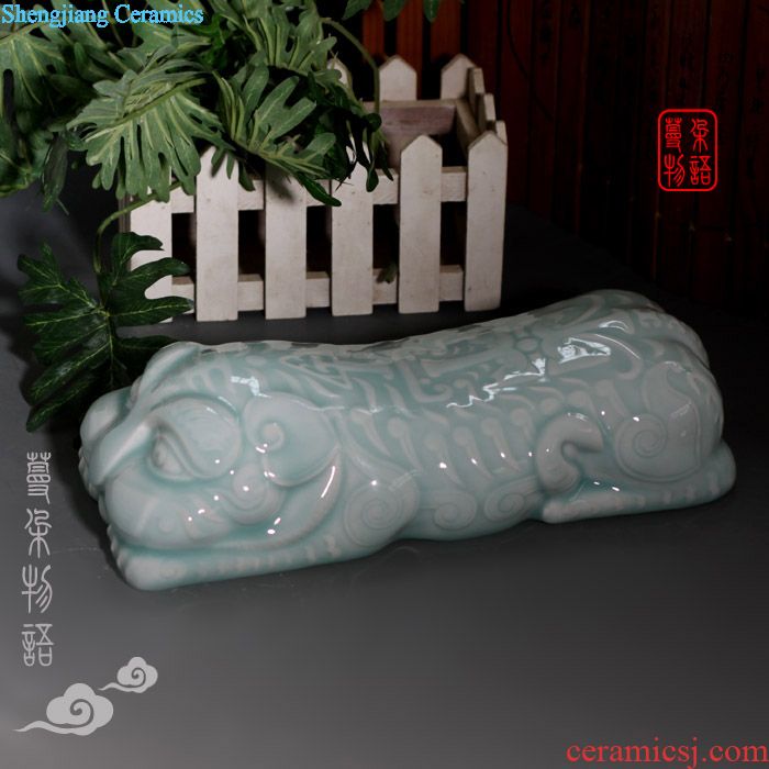 Jingdezhen ceramic animal sculpture furnishing articles in yellow white blue background furnishing articles ceramics ceramics hollow-out sheep