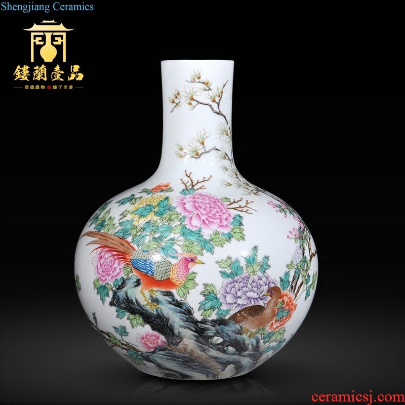 Jingdezhen imperial kiln chinaware archaize qianlong pastel black colour pattern binaural pot sitting room adornment is placed