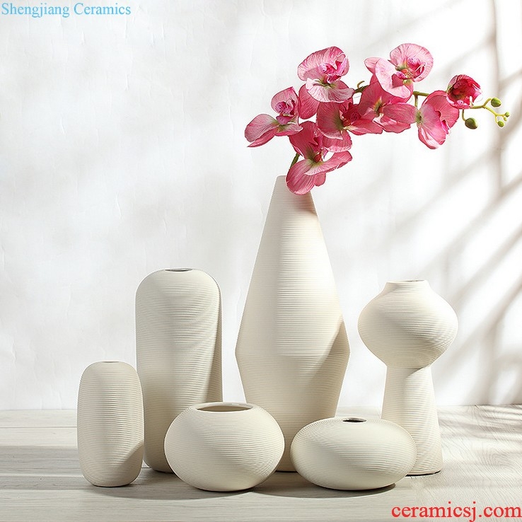 Jingdezhen ceramic hand-painted quiver vase Chinese painting and calligraphy cylinder scroll cylinder sitting room ground adornment is placed the study