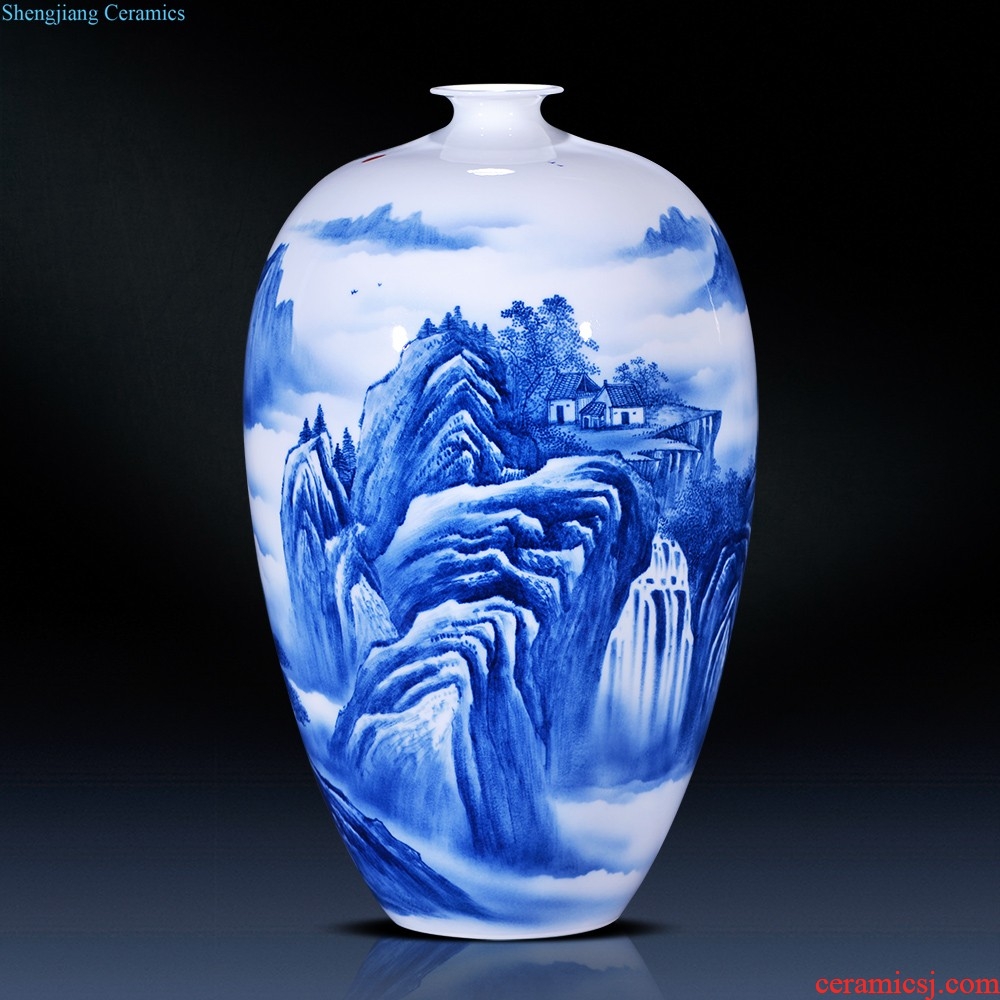 Jingdezhen ceramics Under the glaze color blue and white antique hand-painted youligong vases, flower arrangement sitting room place decoration