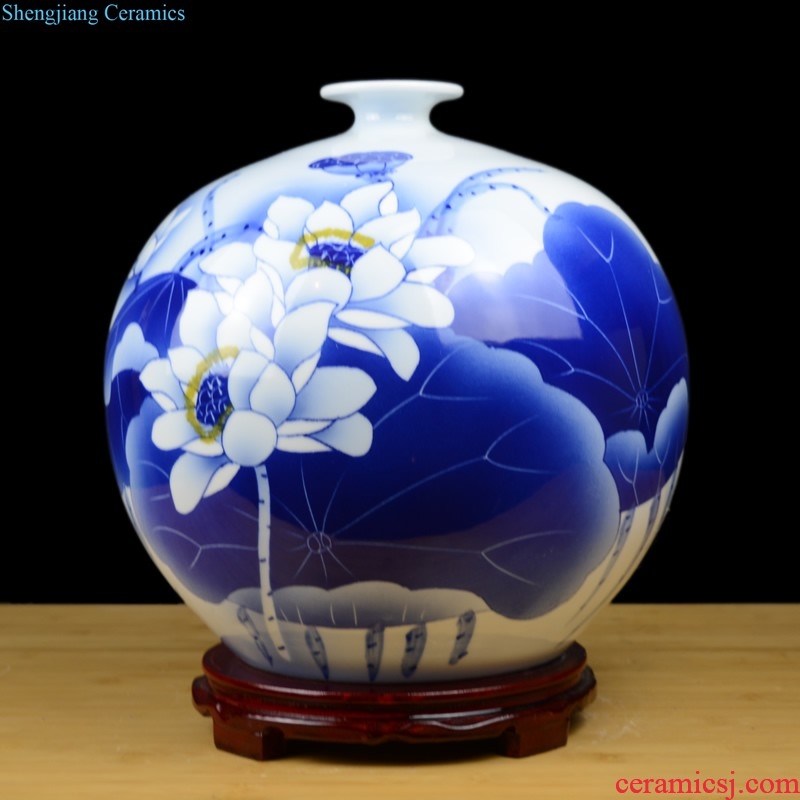 Jingdezhen ceramics celebrity hand-painted porcelain of blue and white porcelain vase household act the role ofing is tasted rich ancient frame large sitting room place