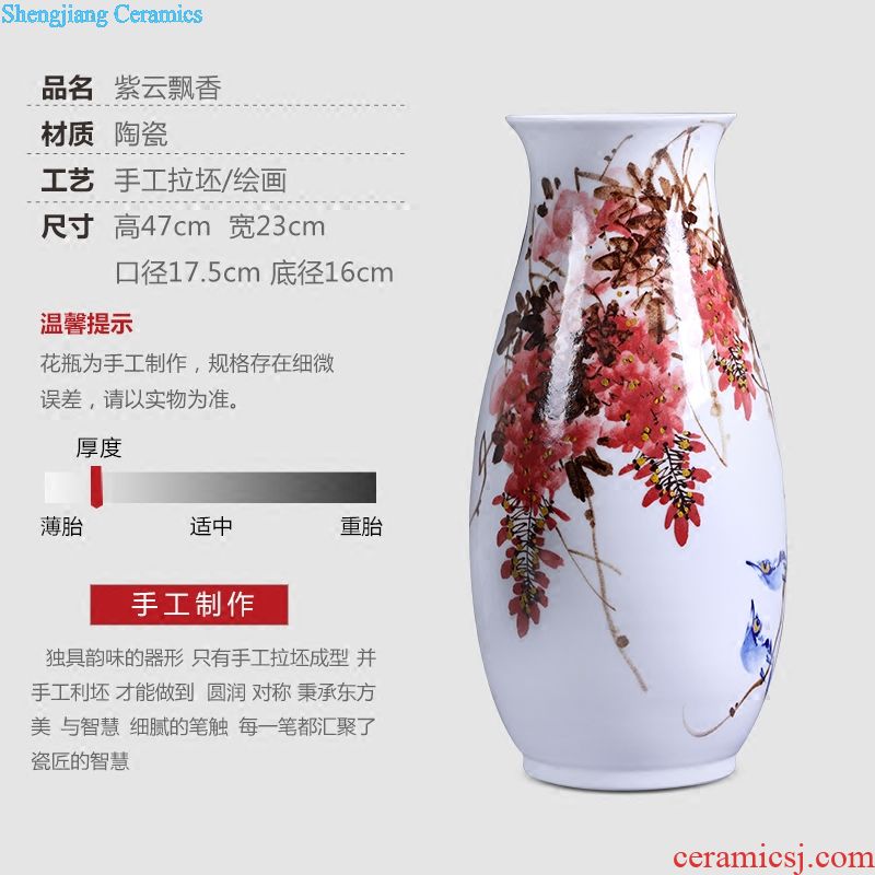 Jingdezhen blue and white porcelain vases, flower arrangement sitting room place prosperous Chinese style household act the role ofing is tasted TV ark decoration