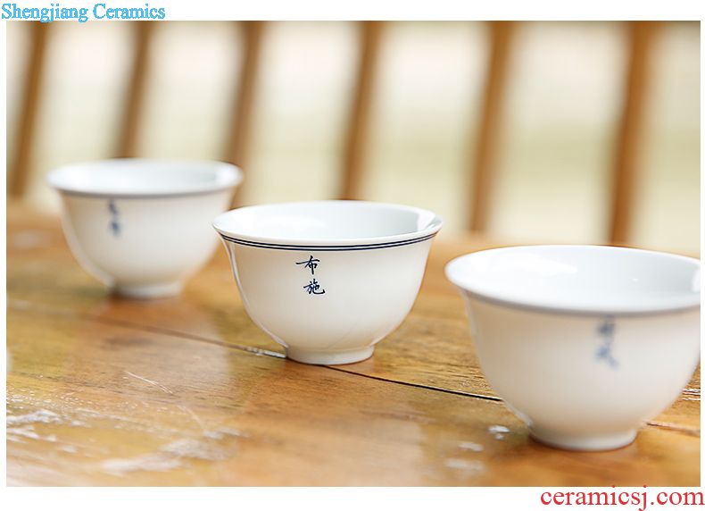 Three frequently hall made-to-order kung fu tea cups ceramic masters cup Small single cup white porcelain sample tea cup tea light S41054