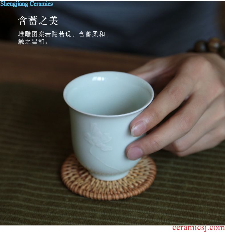 曾庆华-影青堆雕-茶杯_08.jpg