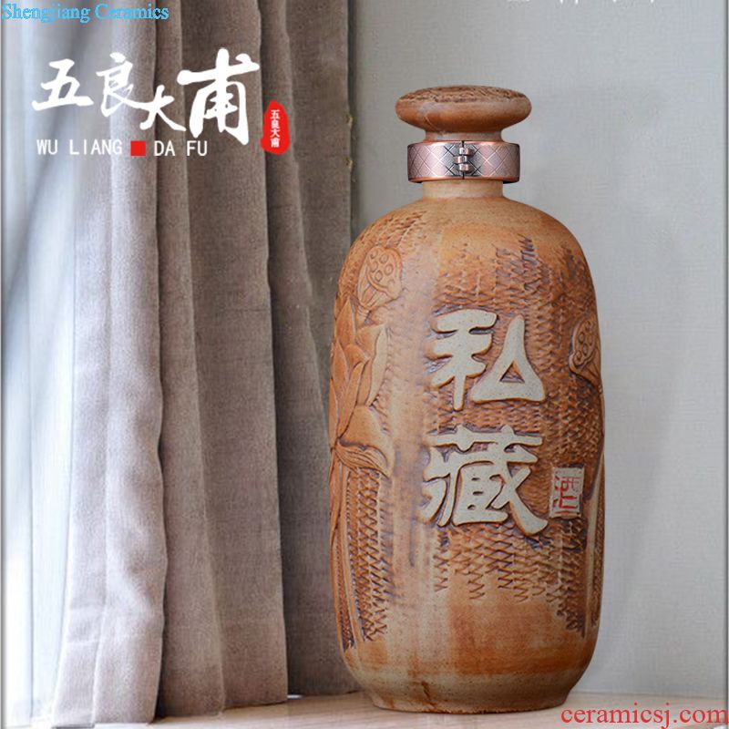 Hand-painted bottle 10 jins of blue and white porcelain jars of jingdezhen manual bubble decorative bottle bottle sealed jar of wine collection