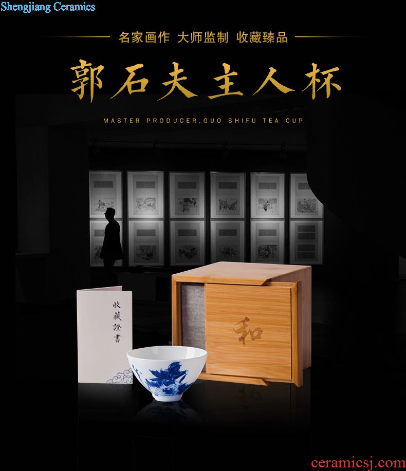 Holy big blue-and-white ceramics kung fu tea cups sample tea cup the fishing qiao geng read the bell cup set cup all hand of jingdezhen tea service