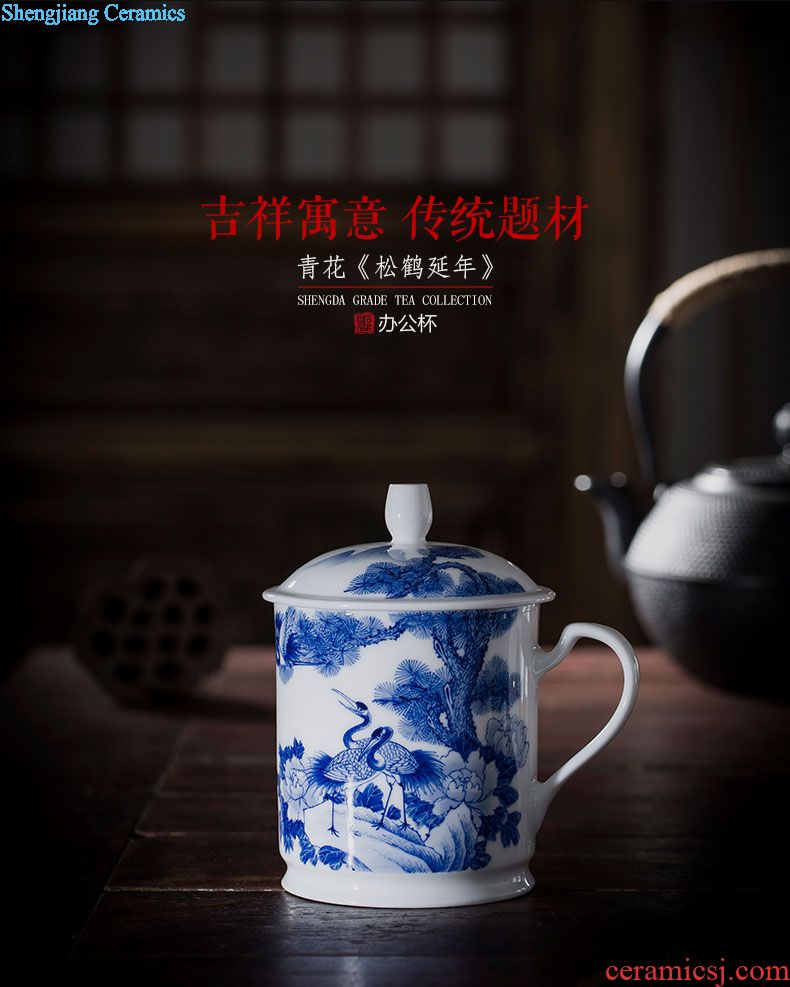 Holy big ceramic kung fu masters cup hand-painted porcelain cups of ice MeiWen medallion landscape lamp cup of jingdezhen tea service