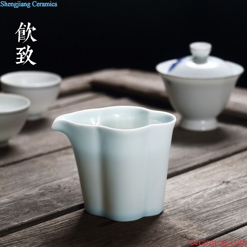 Drink to hand-painted antique tea sea of blue and white porcelain xuan wen and ceramic fair mug cup and cup kongfu tea machine accessories