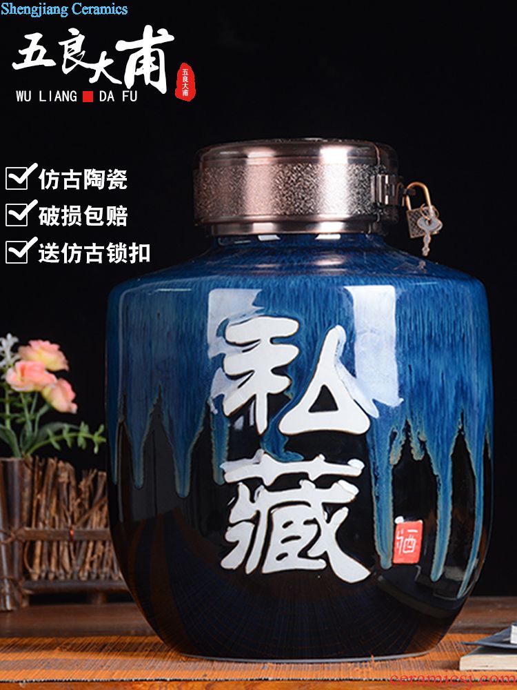 Jingdezhen blue and white porcelain ceramic hand-painted jars wine jar 20 jins of 50 kg bubble wine jar bubble wine bottle with tap