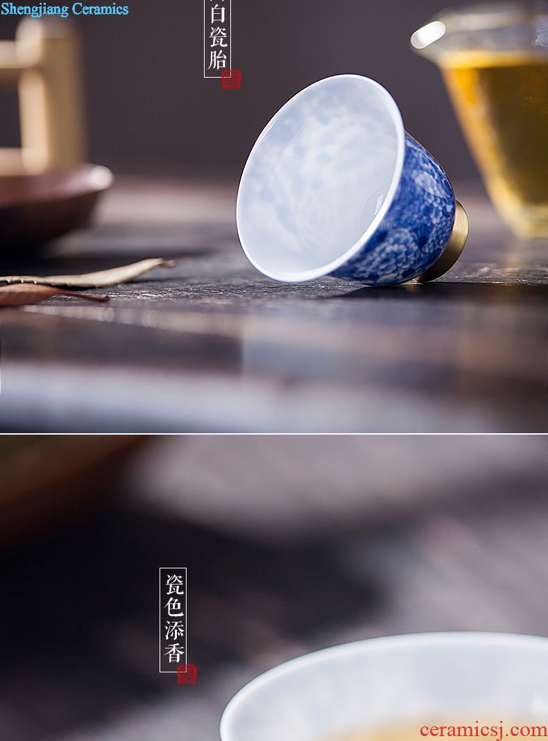 A clearance rule Kung fu tea pot pottery and porcelain enamel CaiTuan grain little teapot jingdezhen tea teapot by hand