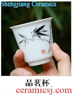 The three frequently hand-painted master cup single cup sample tea cup jingdezhen blue and white porcelain tea set S43013 kung fu tea cups landscape