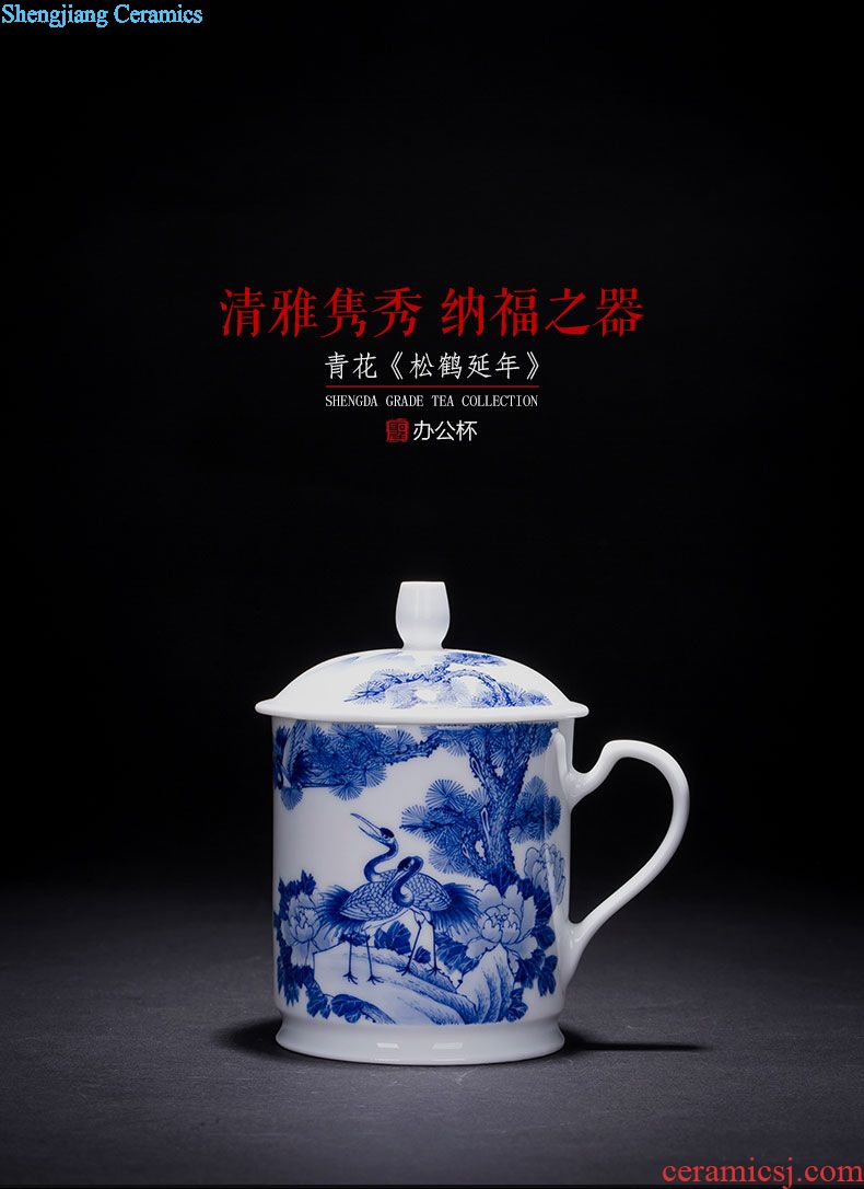 Holy big ceramic kung fu masters cup hand-painted porcelain cups of ice MeiWen medallion landscape lamp cup of jingdezhen tea service