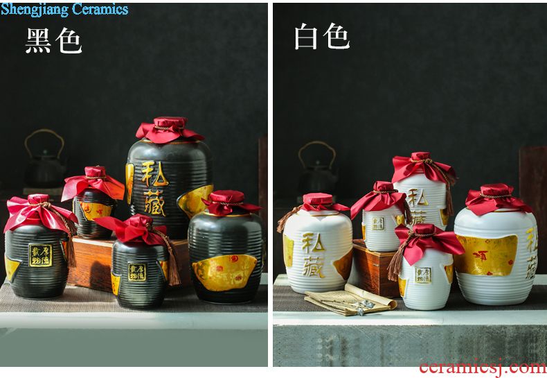 Jingdezhen ceramic bottle bubble wine jars 1 catty put gourd reliefs green glaze sealing wine 1 catty household hip flask