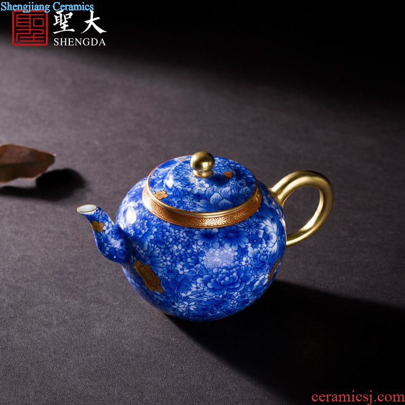 The large ceramic three tureen teacups hand-painted rouge water bowl cups of jingdezhen glaze colour tureen kung fu tea set