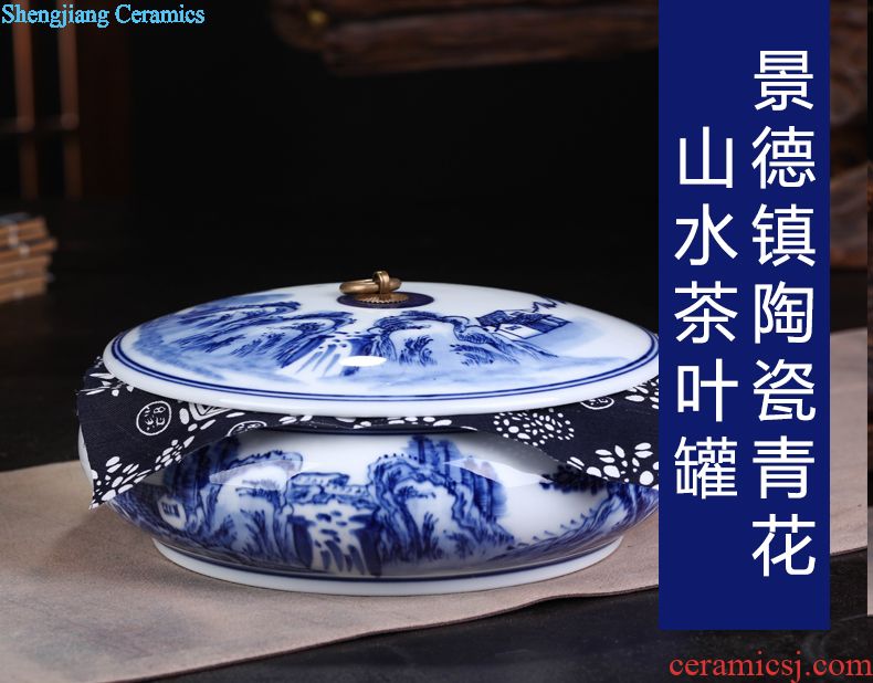 Jingdezhen ceramic large in blue and white porcelain tea pot of pu 'er tea boxes sealed storage tank