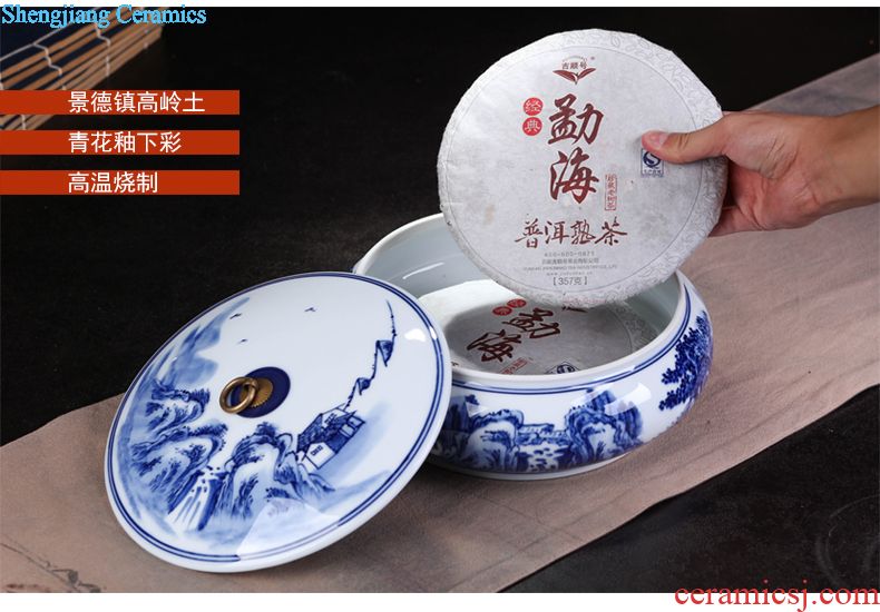 Jingdezhen ceramic large in blue and white porcelain tea pot of pu 'er tea boxes sealed storage tank